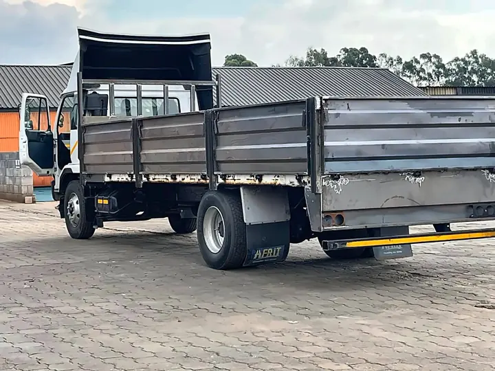 Steel dropside body during fabrication